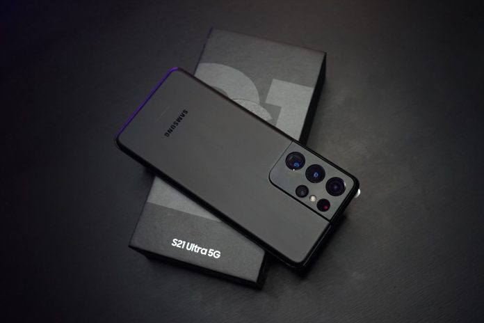 Samsung Galaxy S21 vs S21 + vs S21 Ultra